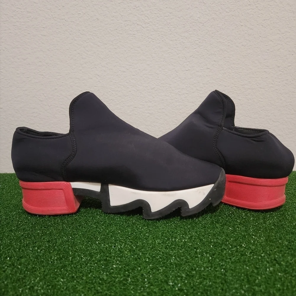 Iri Women’s Wes Neoprene Low Top Sneakers Black Red size 10